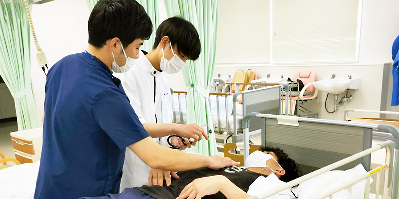 授業紹介 看護学部「フィジカルアセスメント」
